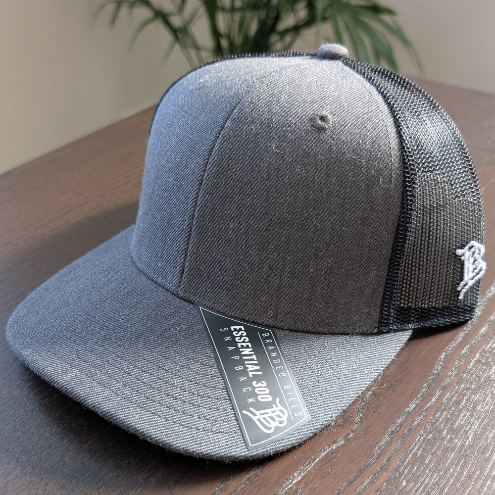 New Branded Bills Essential 300 Snapback Hat – Charcoal Gray – New With Tags